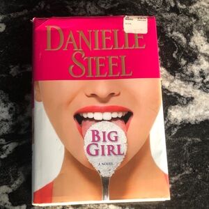 Danielle Steel 'Big Girl' Novel - Vibrant Pink Cover